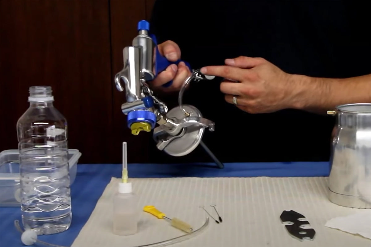 Cleaning a Fuji spray gun