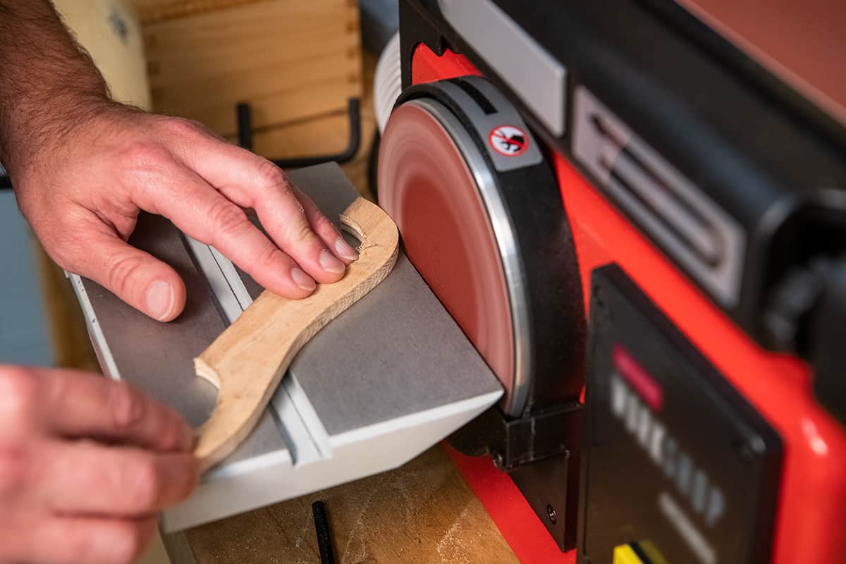 Sanding machine