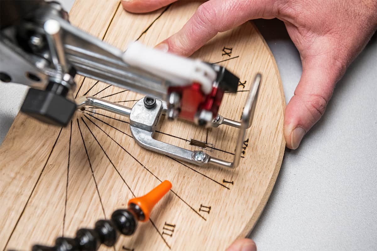 How to make a sundial