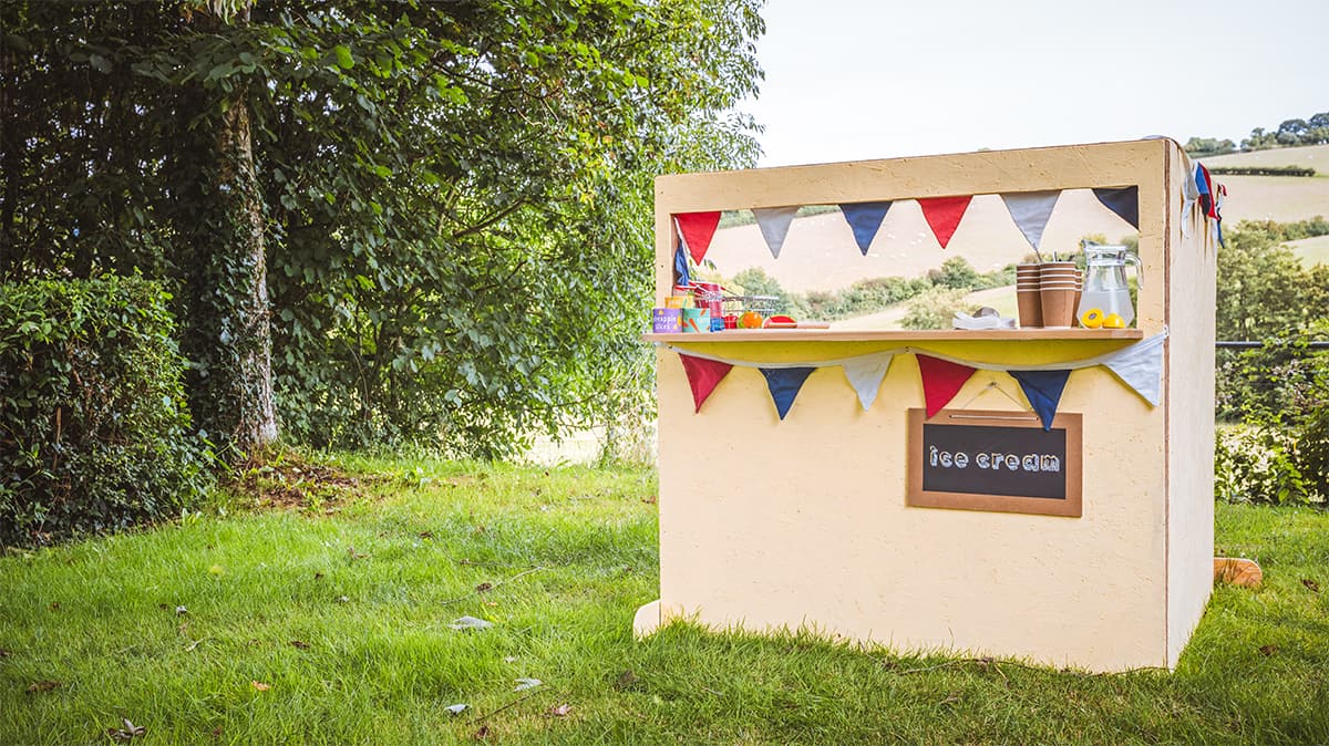 Build an Outdoor Child's Play Kiosk | Finished project
