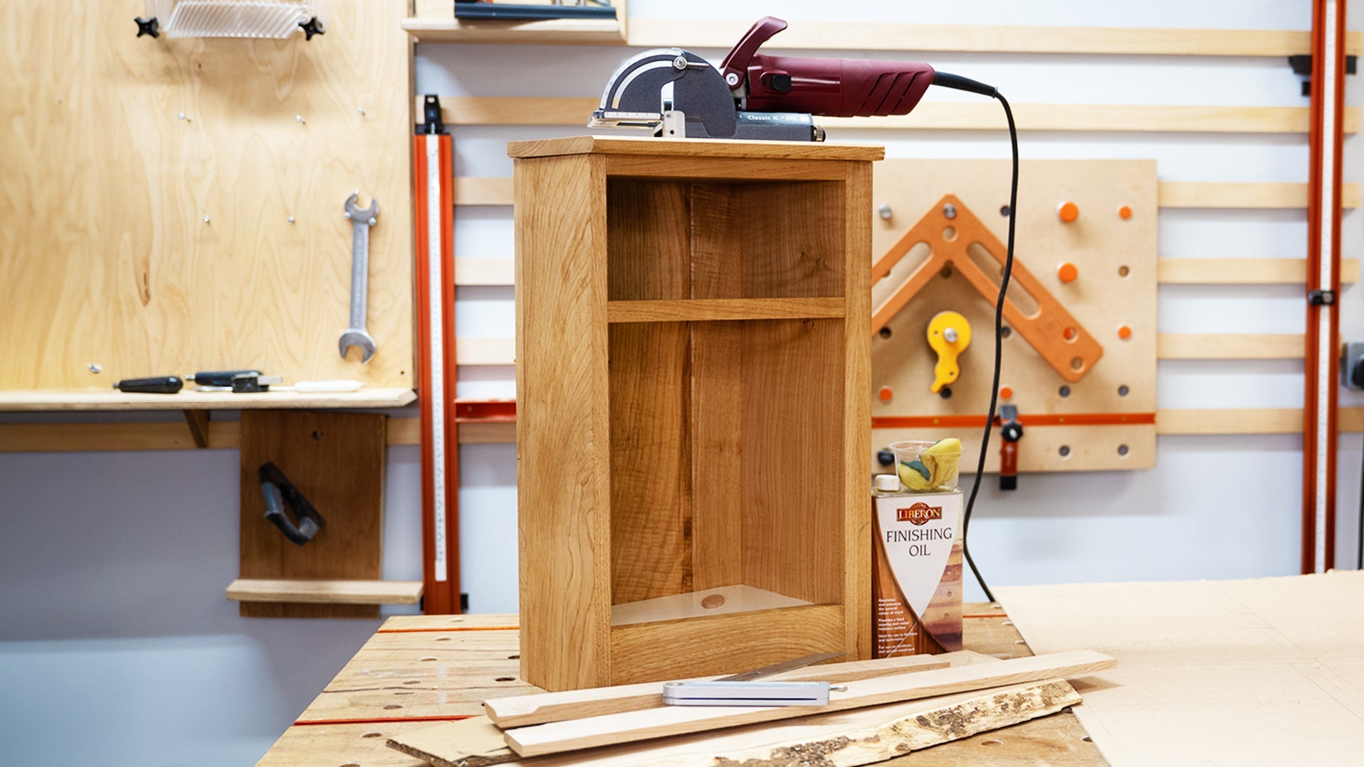 Make a Bathroom Cabinet