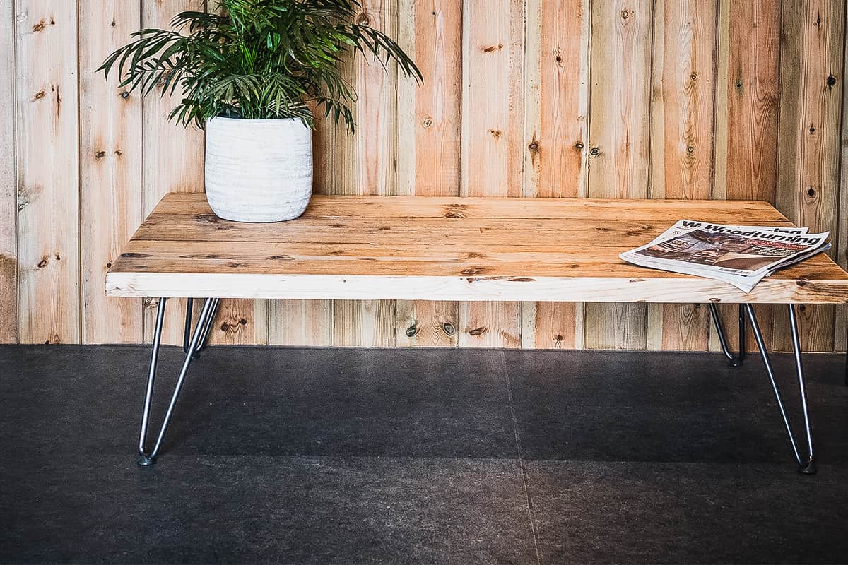 How to make a scaffold board table feature