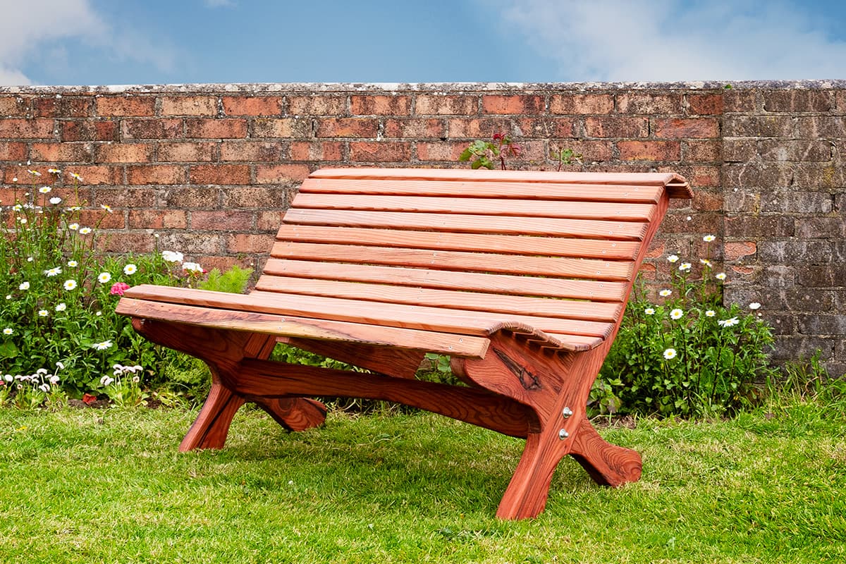 How to Make a Garden Bench