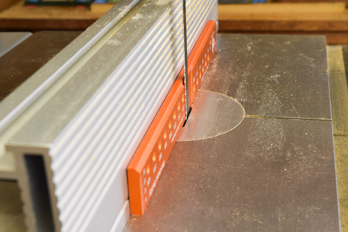 The Bandsaw Buddy Ensures Fence And Blade Alignment