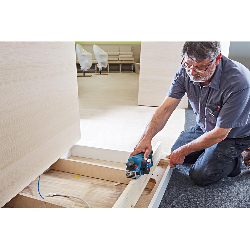 Bosch GHO 12V-20 Brushless Planer 12V (Body Only)
