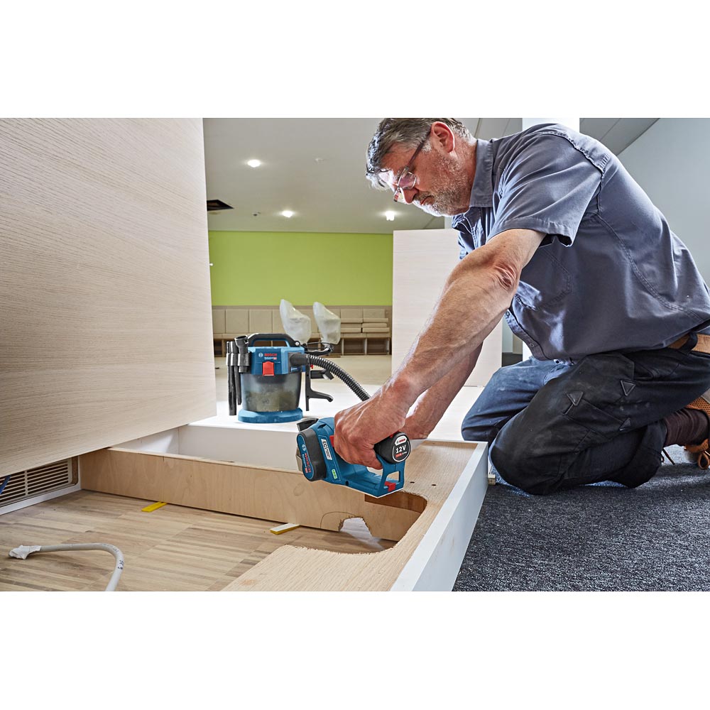 Bosch GHO 12V-20 Brushless Planer 12V (Body Only)