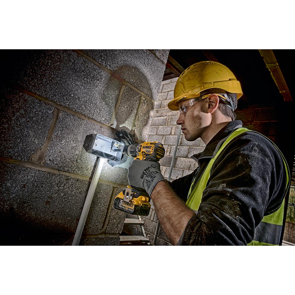 DeWALT DCK266P2 Brushless Combi and Impact Twin Pack 18V (5.0Ah)