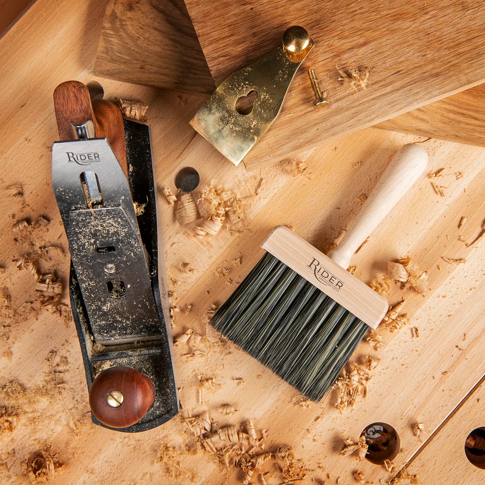 Rider Dusting Brush