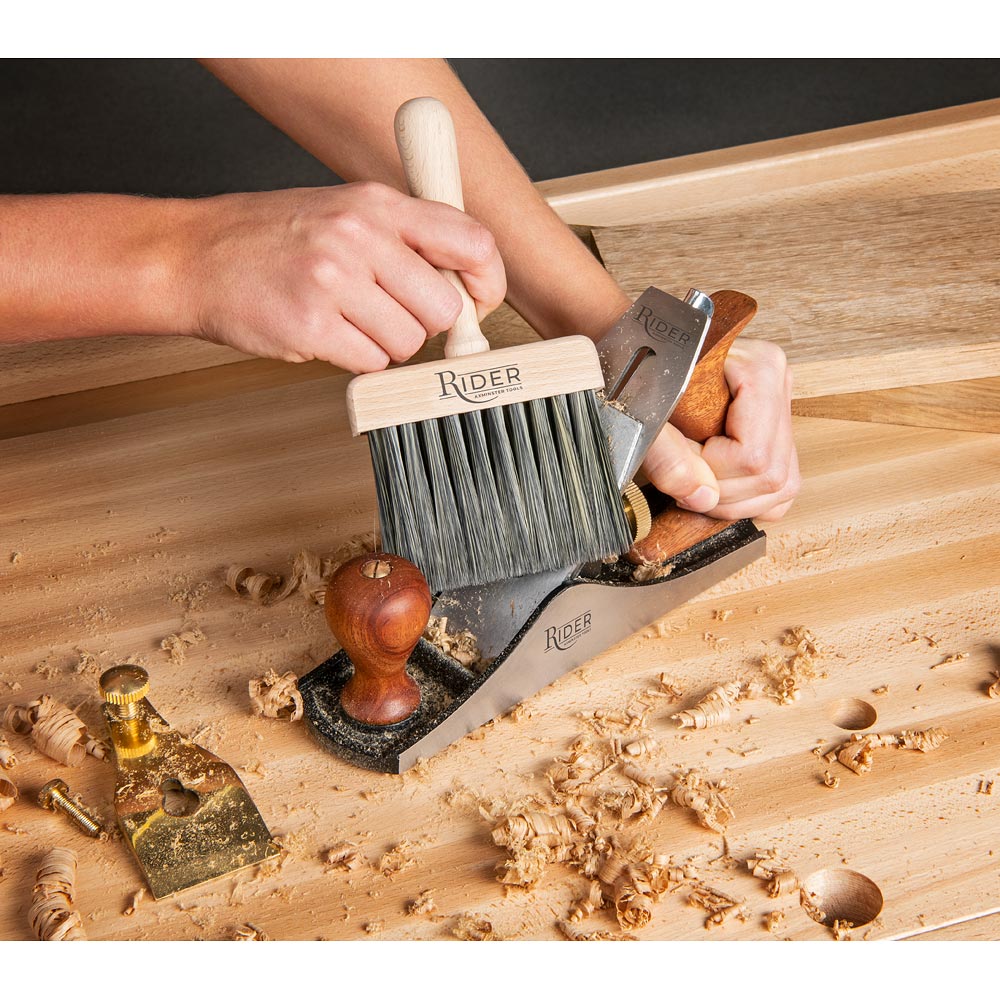 Rider Dusting Brush