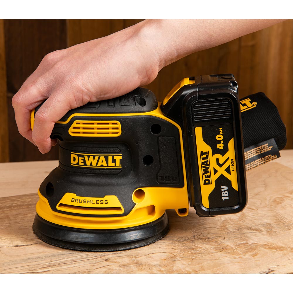 DeWALT DCW210N XR Random Orbital Sander 18V (Body Only)