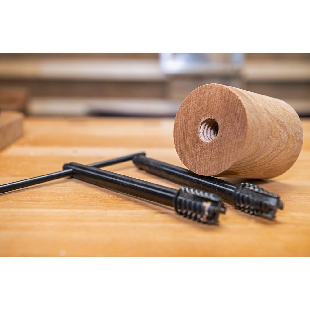 Axminster Wood Threading Kit