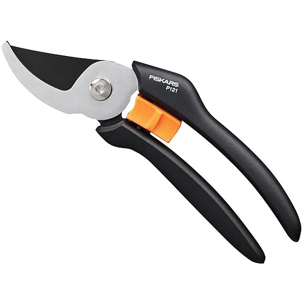 Fiskars P121 Solid™ Bypass Pruner