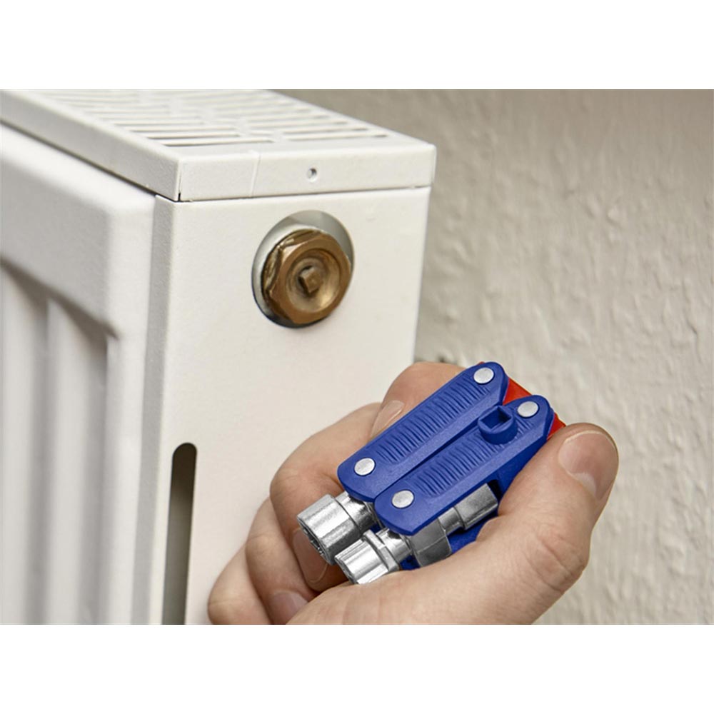 KNIPEX DoubleJoint Control Cabinet Key | Axminster Tools