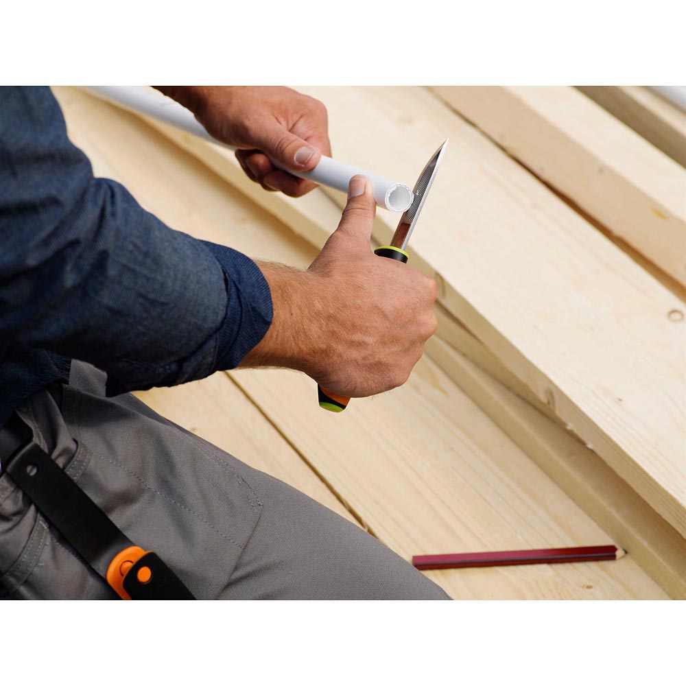 Fiskars Heavy-Duty Knife with Sharpener