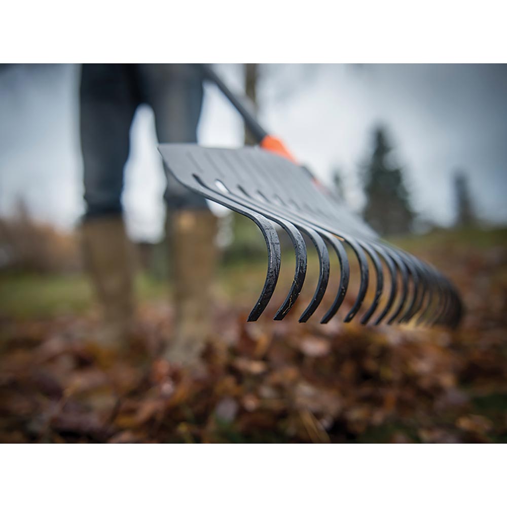 FISKARS Solid™ Leaf Rake - Large