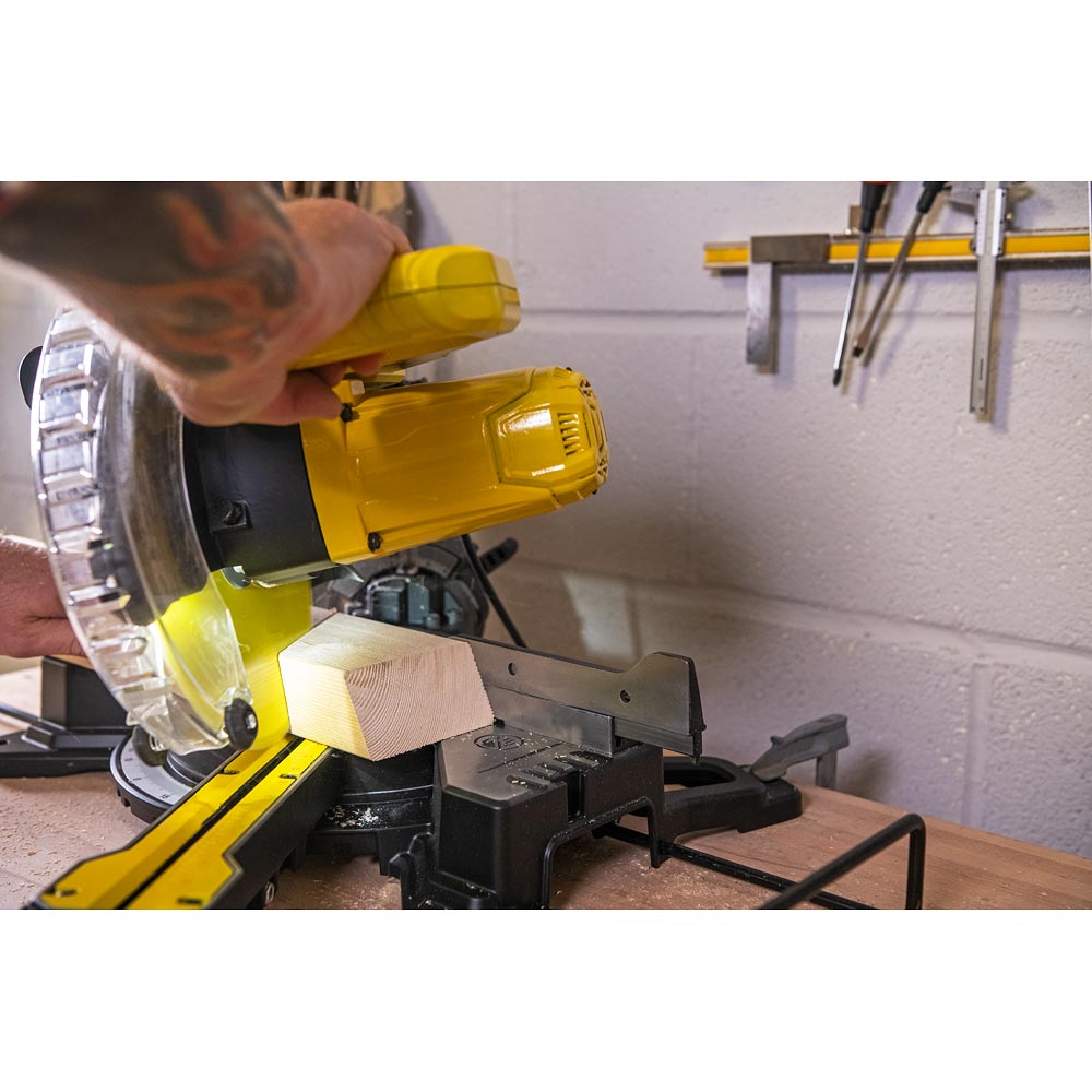 Perform PD216SMS Slide Mitre Saw 230V