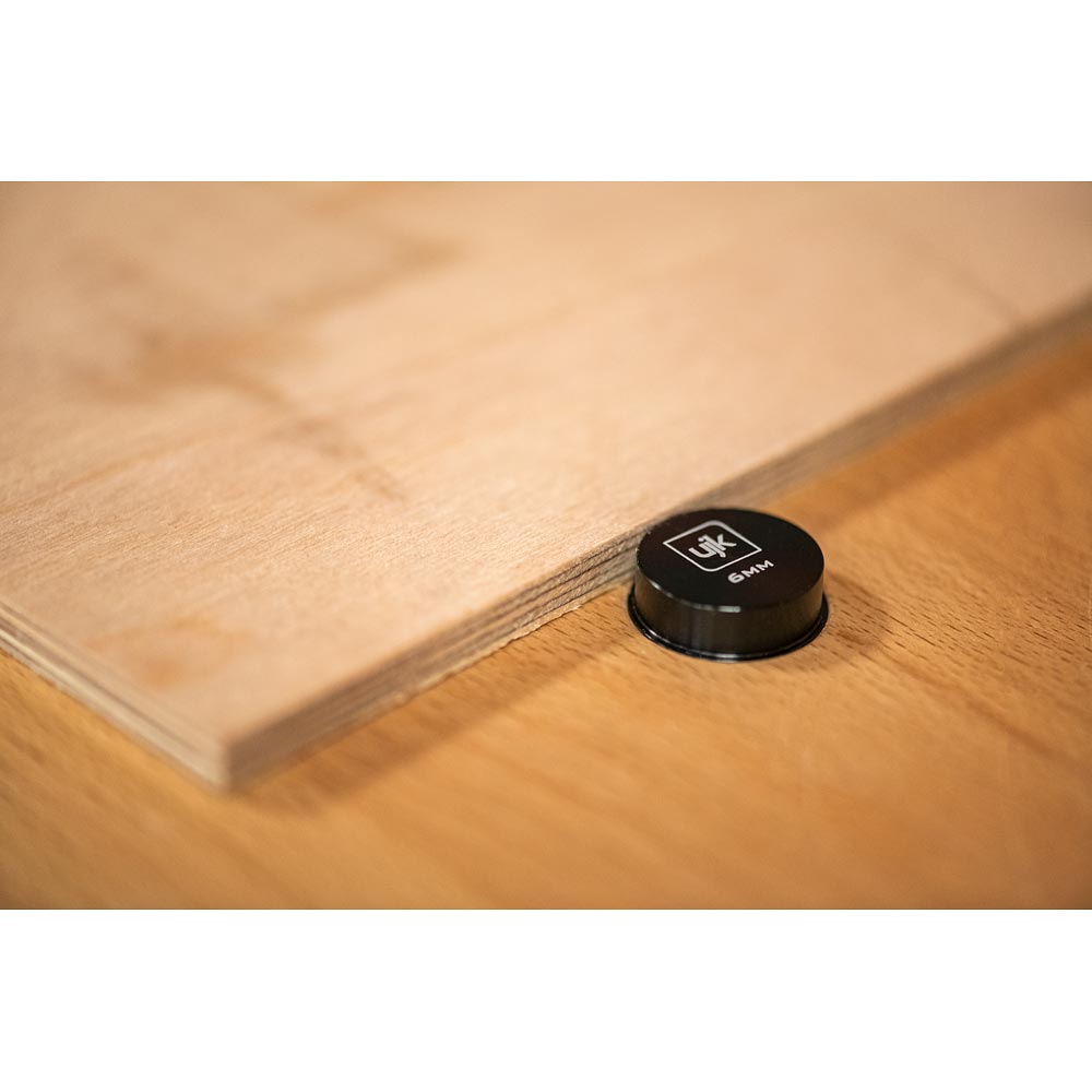 UJK Low Profile Dogs 6mm (Pair)