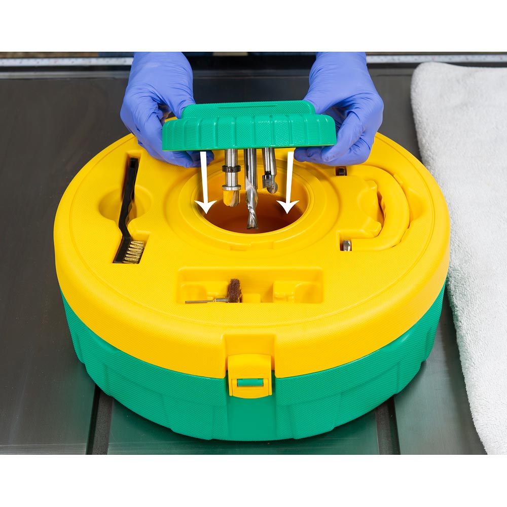 MICROJIG BLADECLEAN Blade & Bit Cleaning System