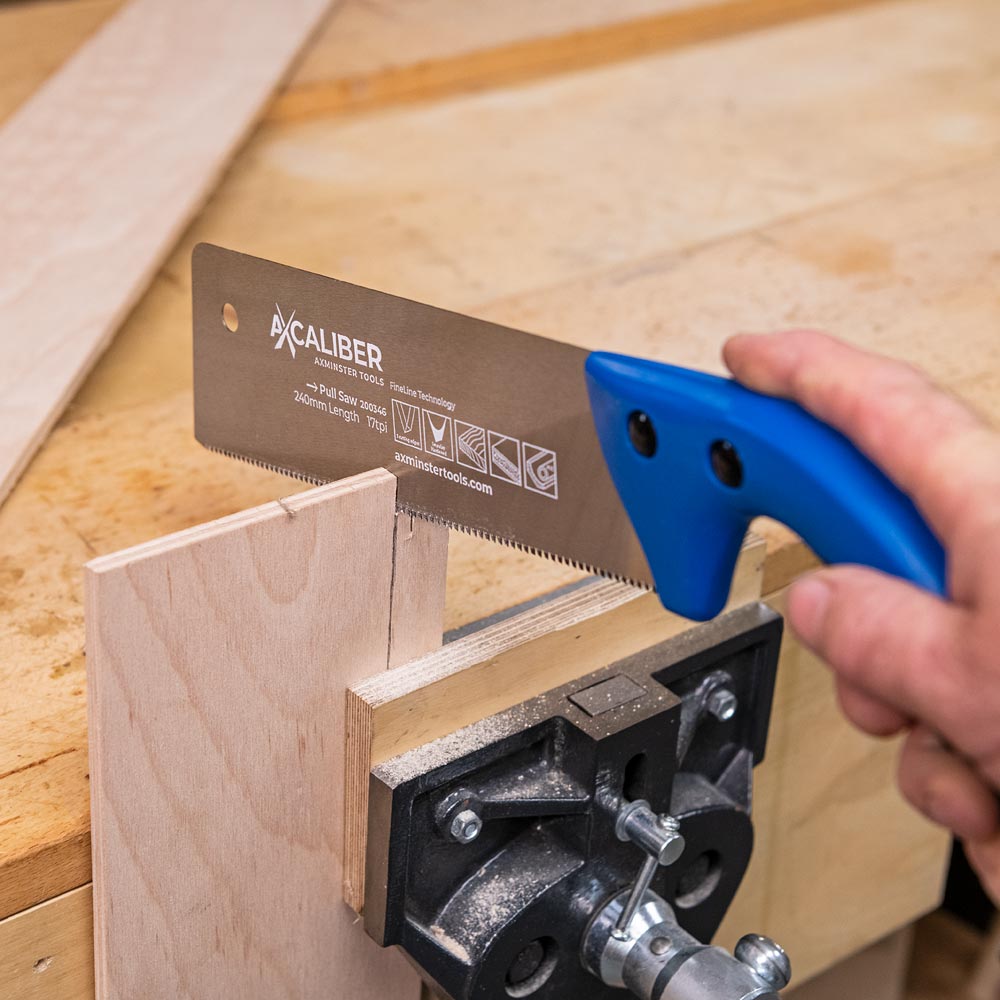 Axcaliber FineLine Pull Saw 17tpi - 240mm