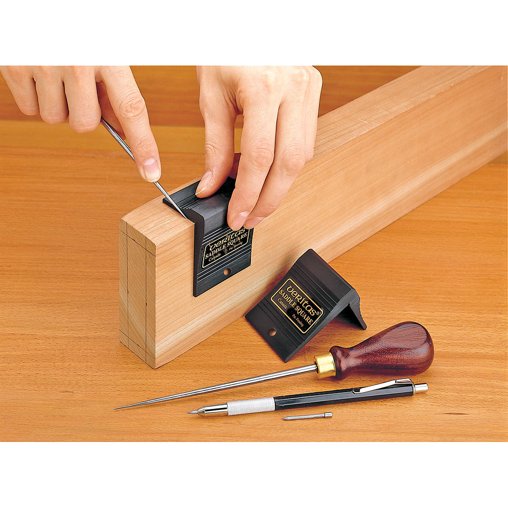 Veritas Saddle Square