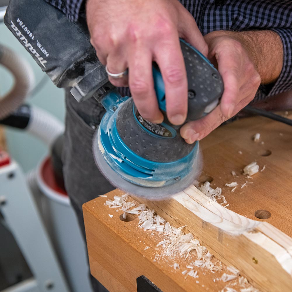 Makita BO5031 Random Orbit Palm Sander