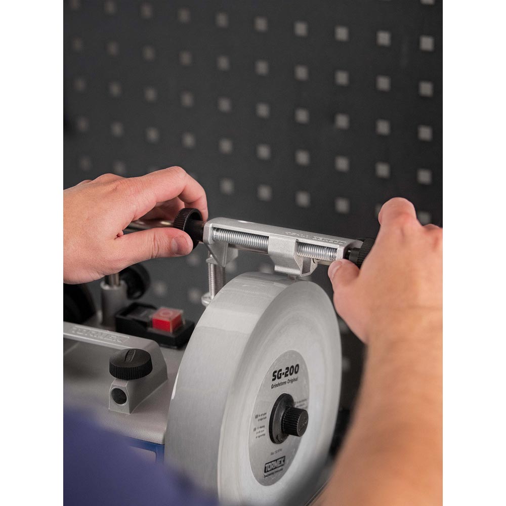 Tormek TT-50 Diamond Truing Device with Screw Feed